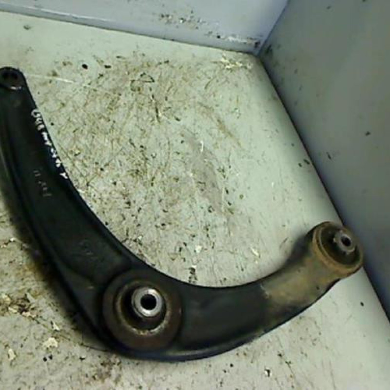 Triangle avant droit BMW SERIE 3 E46