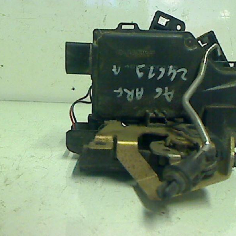 Serrure arriere gauche AUDI A6 2
