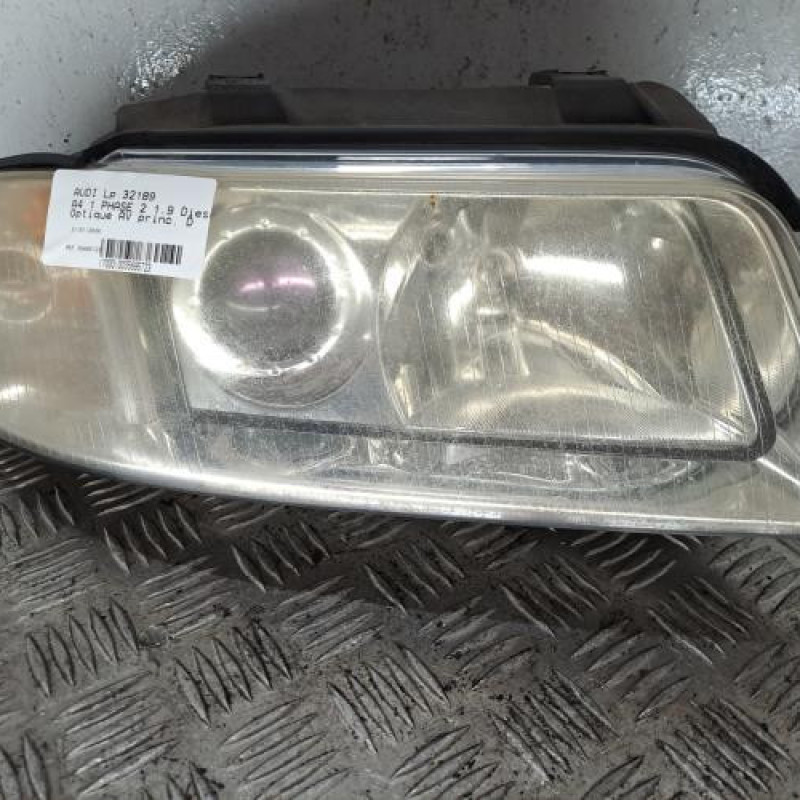 Optique avant principal droit (feux)(phare) AUDI A4 1