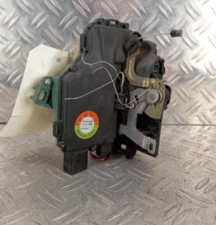 Serrure avant gauche VOLKSWAGEN GOLF 4