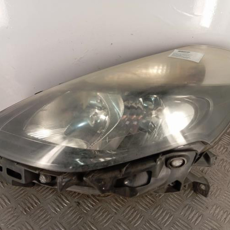 Optique avant principal gauche (feux)(phare) RENAULT CLIO 3