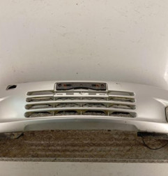 Pare choc avant TOYOTA YARIS VERSO Photo n°1