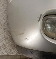 Pare choc avant TOYOTA YARIS VERSO Photo n°5