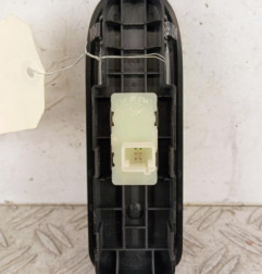 Interrupteur de leve vitre avant droit PEUGEOT 508 1 SW