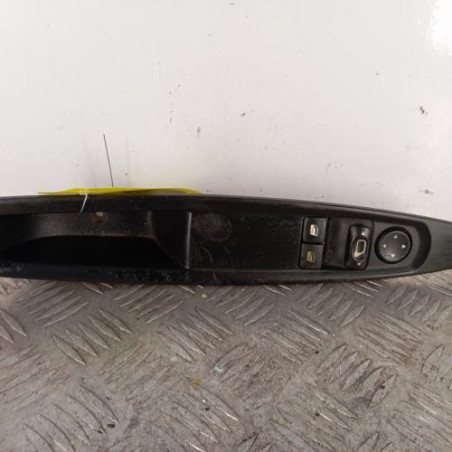 Interrupteur de leve vitre avant gauche CITROEN C4 1 Photo n°1