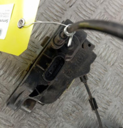 Serrure avant droit NISSAN PRIMERA 3