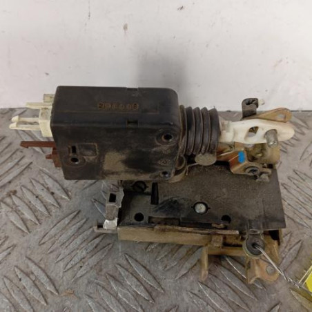 Serrure avant gauche CITROEN SAXO