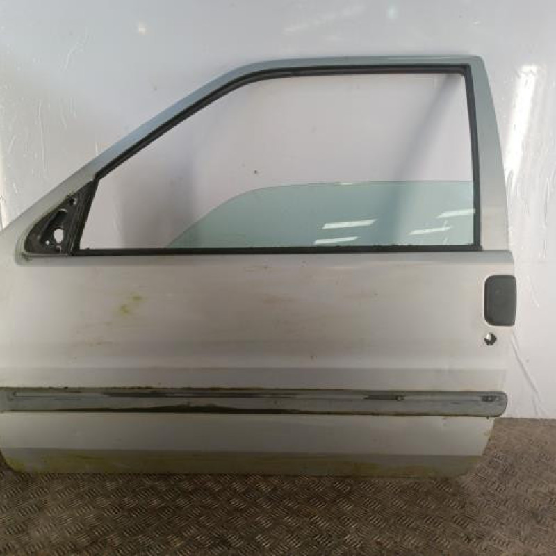Porte avant gauche PEUGEOT 106