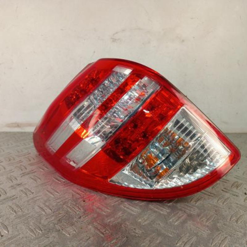 Feu arriere principal gauche (feux) TOYOTA RAV4 3