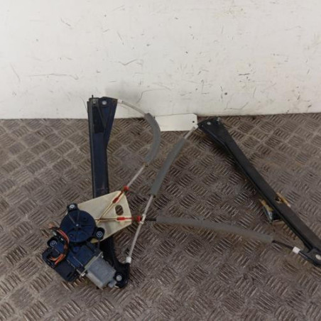 Leve vitre electrique avant gauche VOLKSWAGEN POLO 5