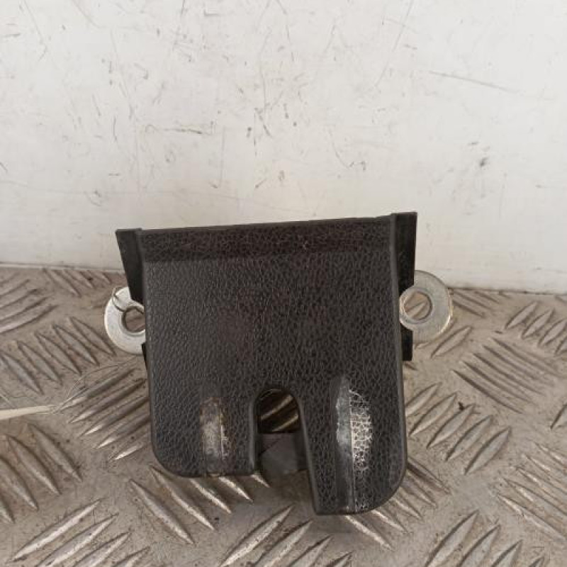 Serrure de hayon VOLKSWAGEN POLO 5