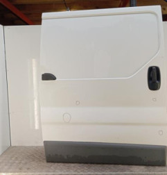 Porte laterale droit RENAULT TRAFIC 2 Photo n°1