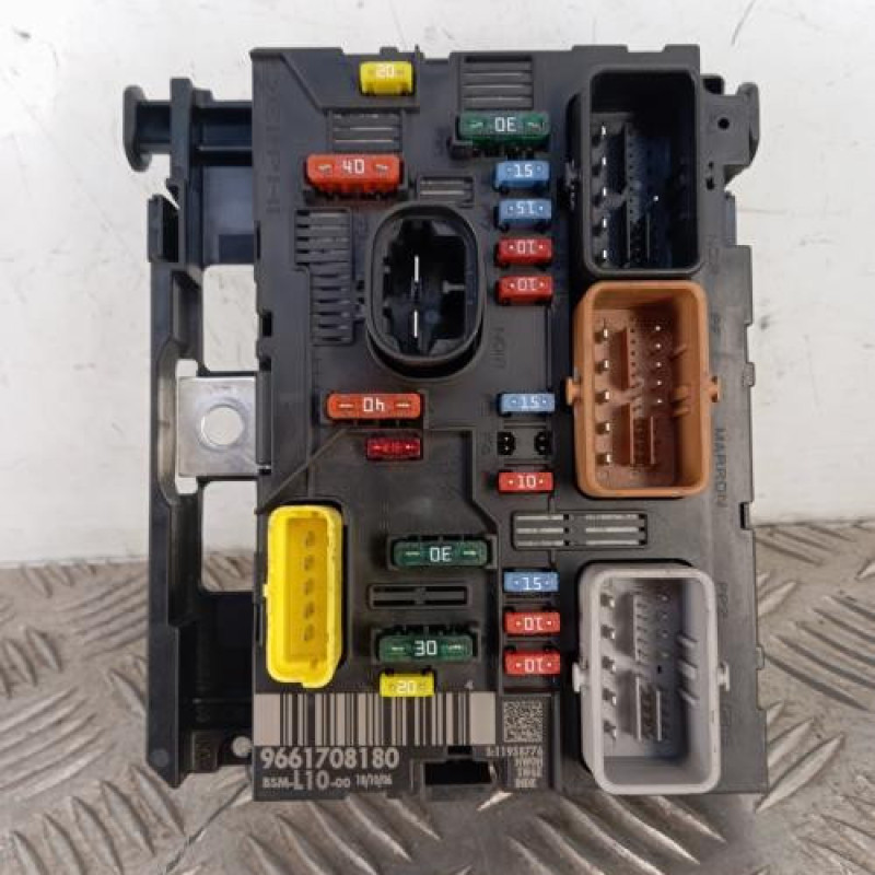 Boitier servitude moteur (BSM) PEUGEOT 207