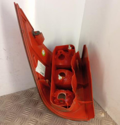 Feu arriere principal droit (feux) PEUGEOT 1007 Photo n°3