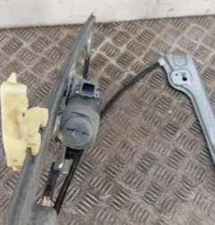 Leve vitre electrique avant gauche PEUGEOT 1007