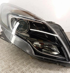 Optique avant principal droit (feux)(phare) OPEL ZAFIRA TOURER C
