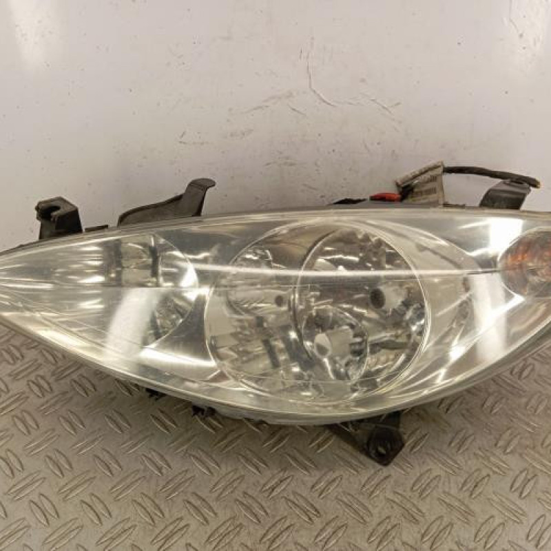 Optique avant principal gauche (feux)(phare) PEUGEOT 307