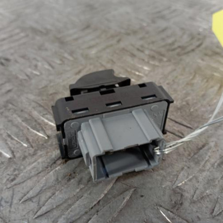 Interrupteur de leve vitre avant droit CITROEN C4 CACTUS