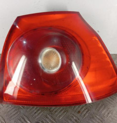 Feu arriere principal droit (feux) VOLKSWAGEN GOLF 5 Photo n°1