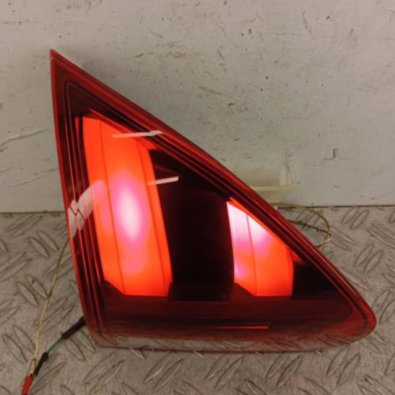 Feu arriere secondaire gauche (feux) PEUGEOT 2008 1