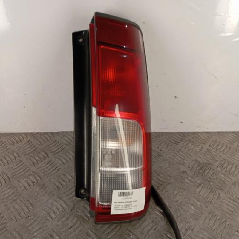 Feu arriere principal droit (feux) SUZUKI IGNIS 1