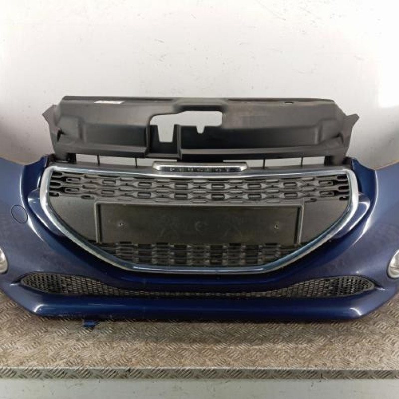 Pare choc avant PEUGEOT 208 1