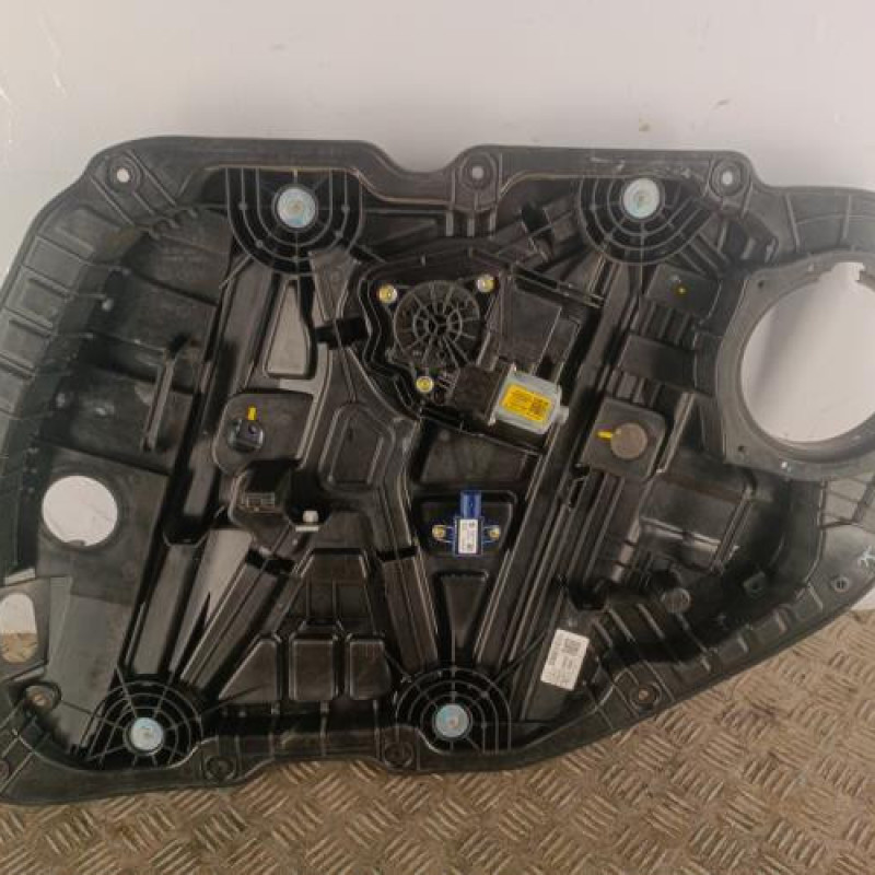 Leve vitre electrique avant droit KIA OPTIMA 1