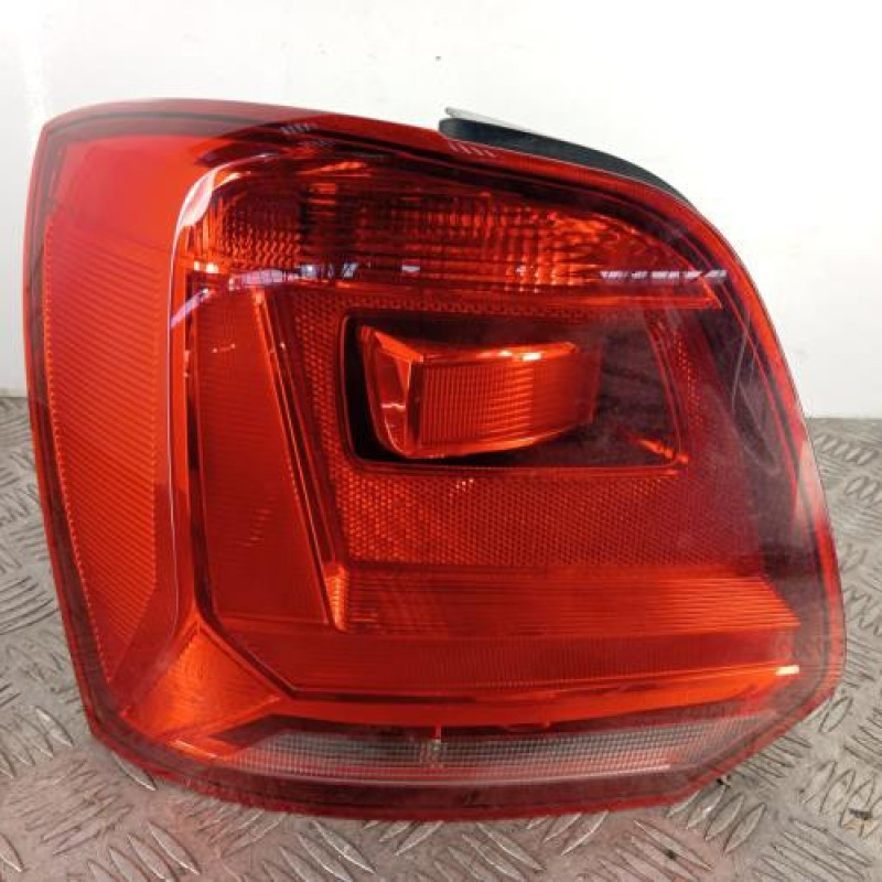 Feu arriere principal gauche (feux) VOLKSWAGEN POLO 5