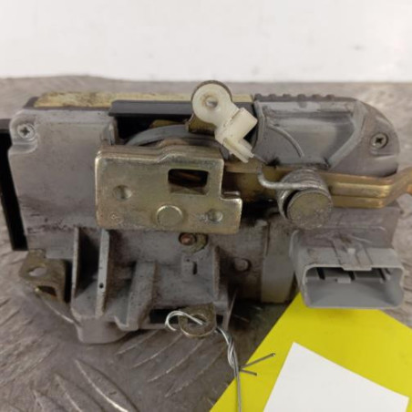 Serrure avant droit CITROEN C8