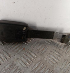Attache ceinture avant droit RENAULT CLIO 3