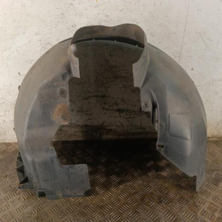 Pare boue avant droit FORD FOCUS 2