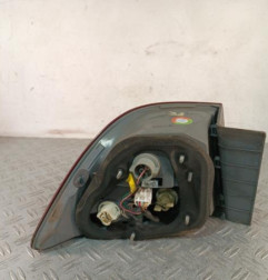 Feu arriere principal droit (feux) KIA MAGENTIS 2