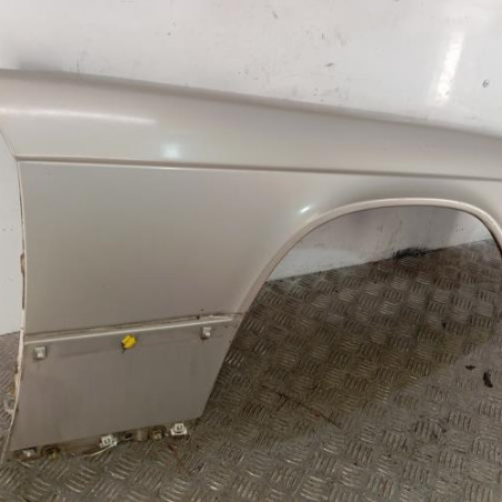 Aile avant droit MERCEDES 190 W201