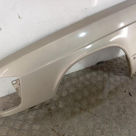 Aile avant gauche MERCEDES 190 W201