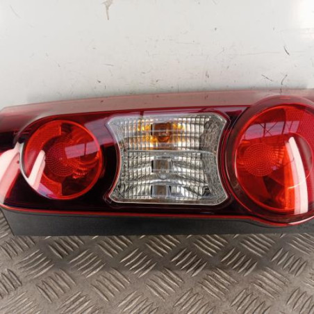 Feu arriere principal droit (feux) PEUGEOT PARTNER 2 Photo n°1