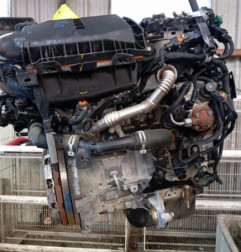 Moteur PEUGEOT 308 2 Photo n°1
