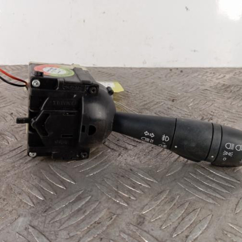 Commodo phare RENAULT TWINGO 3