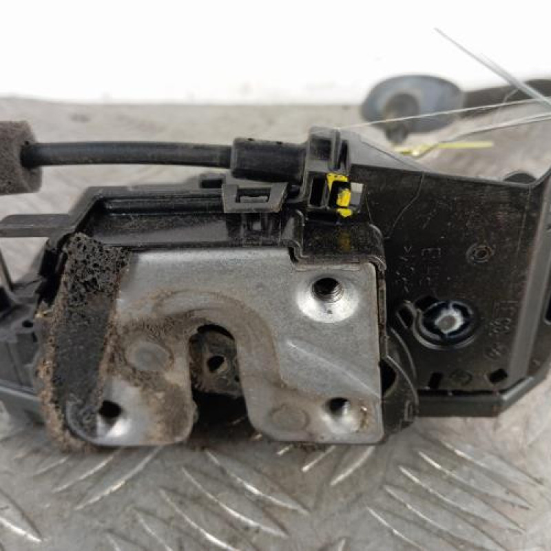 Serrure arriere droit RENAULT TWINGO 3 Serrure arriere droit RENAULT TWINGO 3