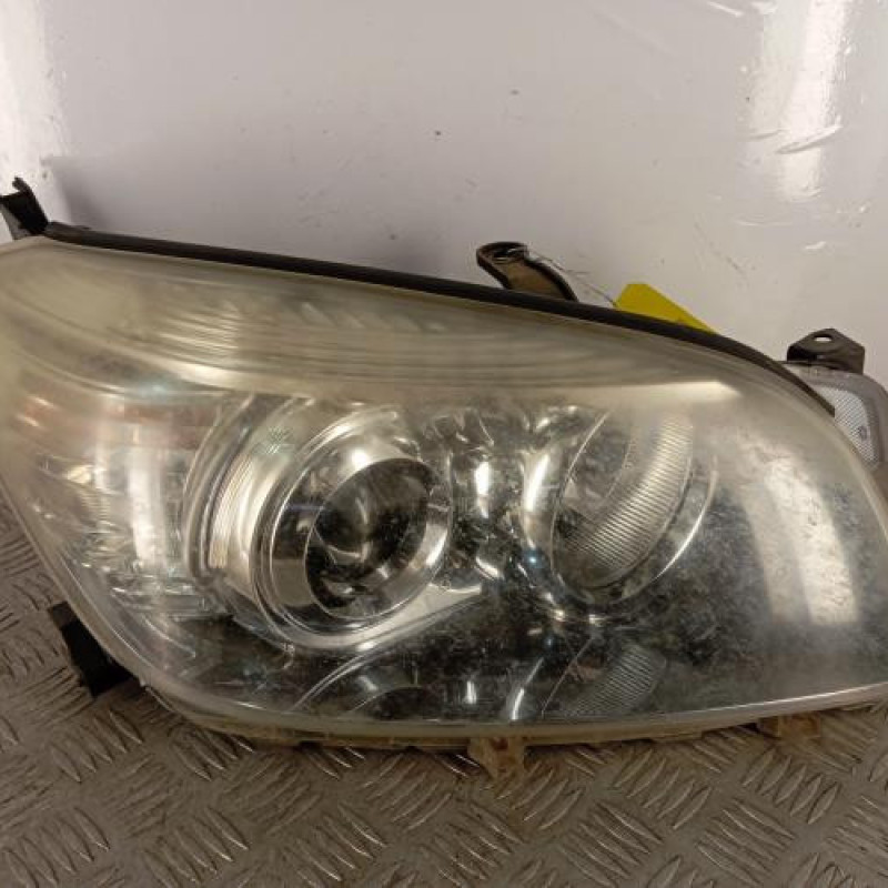 Optique avant principal droit (feux)(phare) TOYOTA RAV4 3