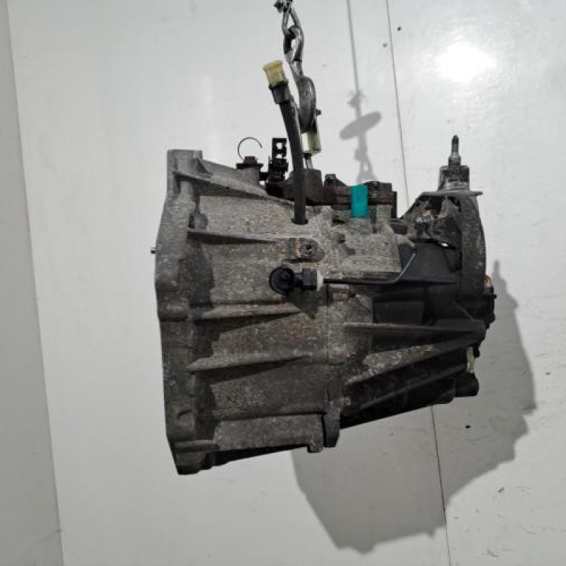 Boite de vitesses OPEL VIVARO 2