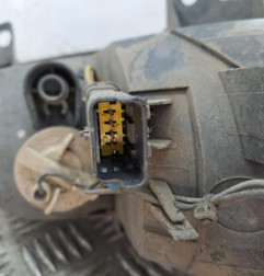 Anti brouillard arriere gauche CITROEN C4 PICASSO 2 Photo n°3