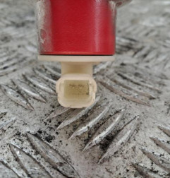 Anti brouillard arriere droit PEUGEOT 3008 1 Photo n°3