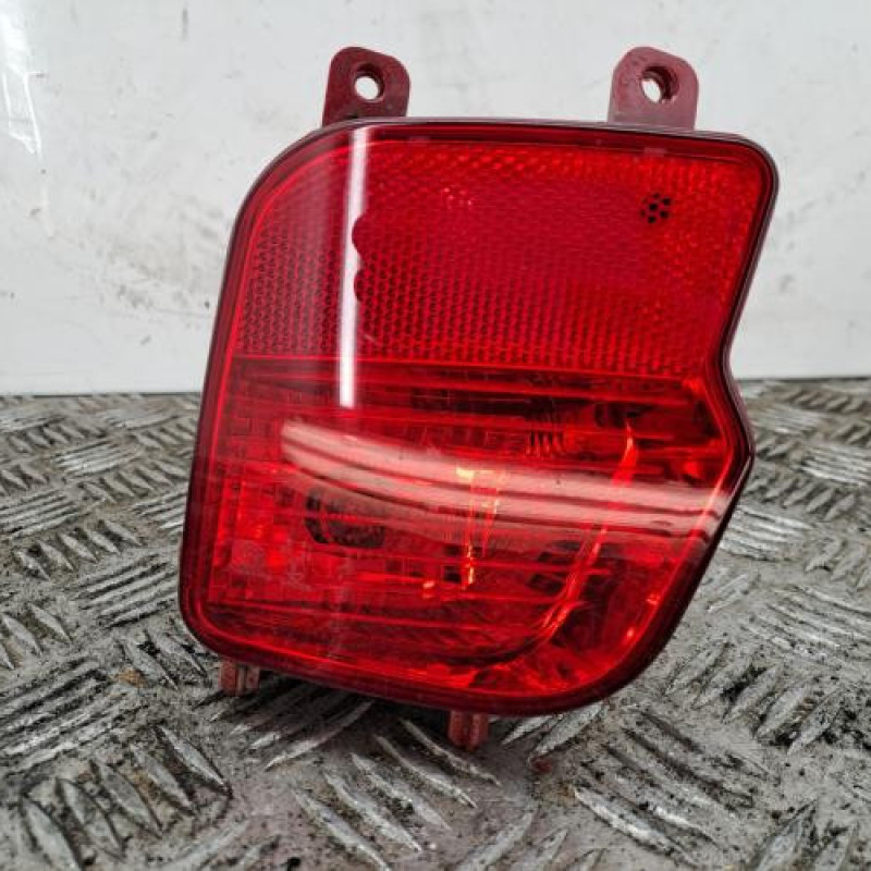 Anti brouillard arriere gauche PEUGEOT 3008 2