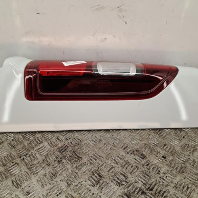 Feu arriere principal droit (feux) NISSAN PRIMASTAR 2