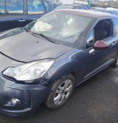 Feu arriere principal droit (feux) CITROEN DS3 Photo n°6