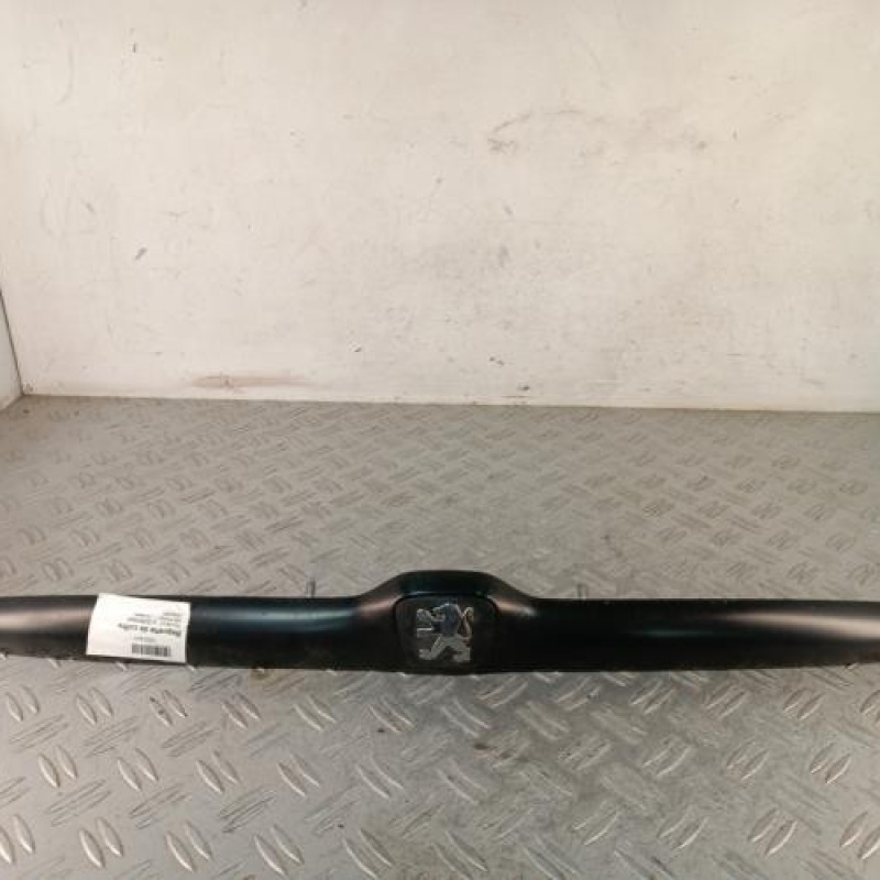 Baguette de coffre PEUGEOT 206