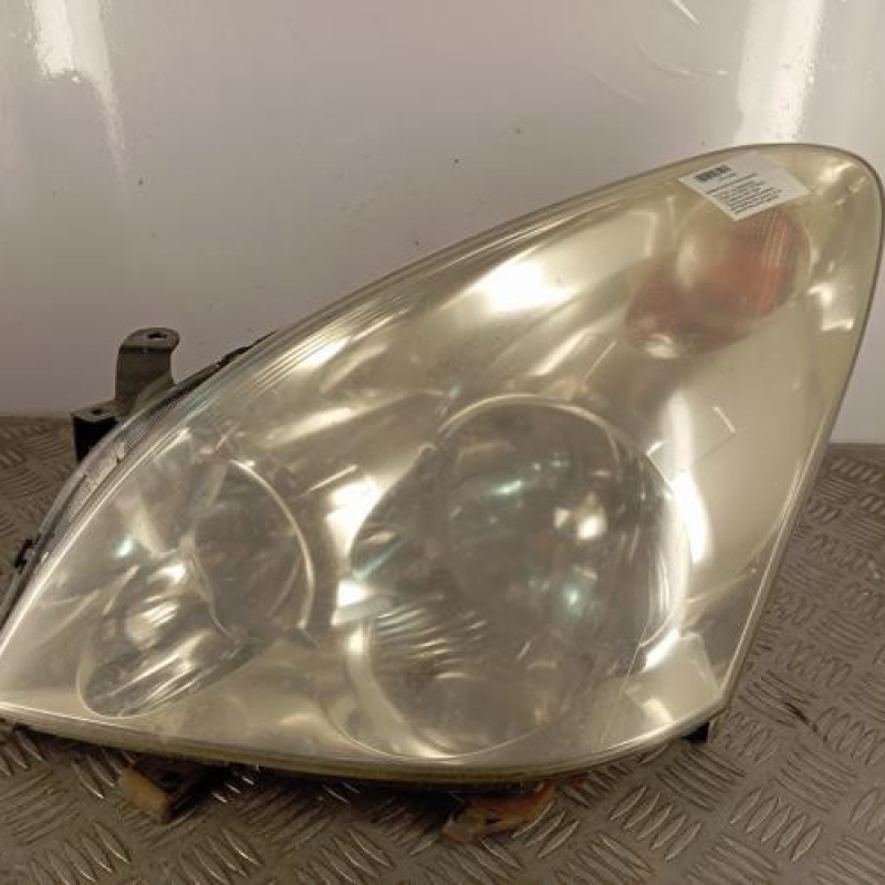 Optique avant principal gauche (feux)(phare) TOYOTA COROLLA VERSO 2