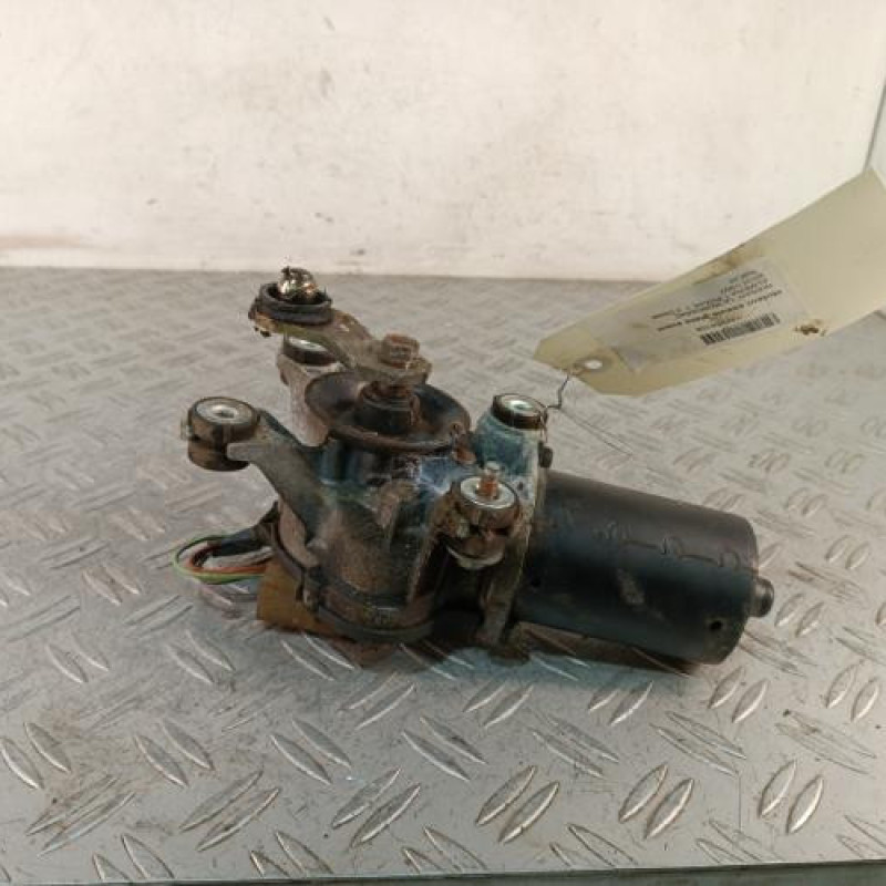 Moteur essuie glace avant NISSAN ALMERA 1
