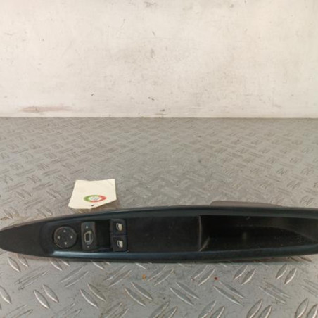 Interrupteur de leve vitre avant gauche CITROEN C4 1 Photo n°1