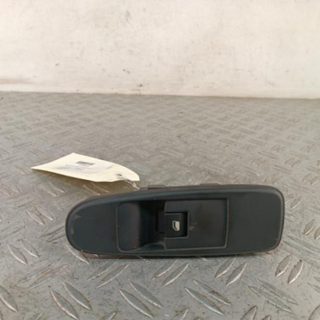 Interrupteur de leve vitre avant droit CITROEN C4 PICASSO 1 Photo n°1